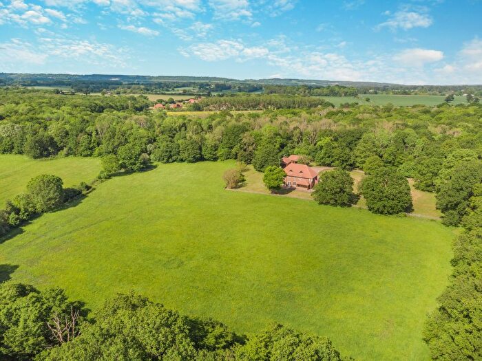 5 Bedroom Detached House For Sale In Etchden Road, Great Chart, Kent, TN23