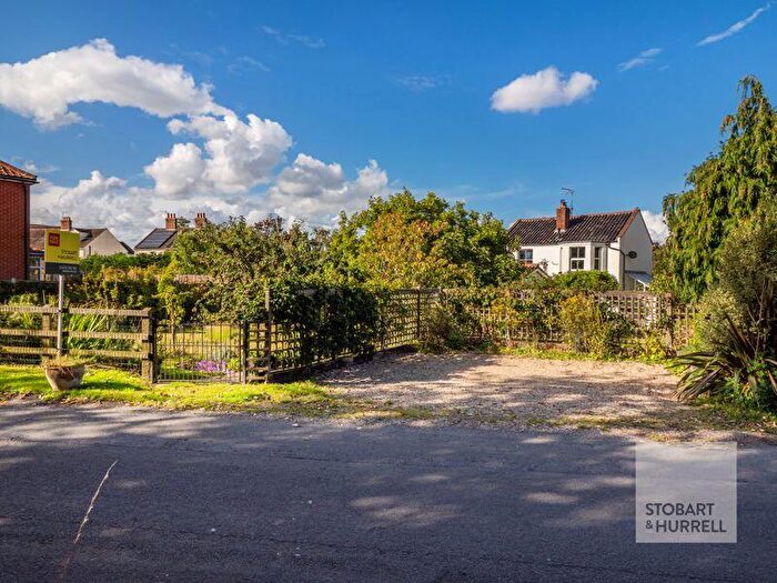 3 Bedroom Detached House For Sale In Aylsham Road, North Walsham, Norfolk, NR28