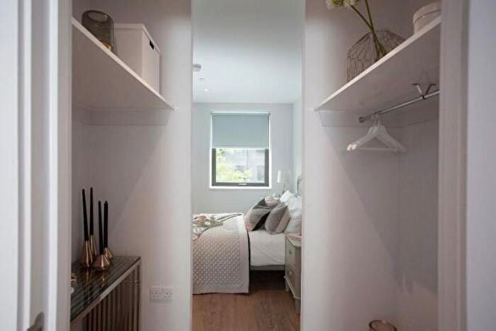 2 Bedroom Apartment To Rent In Flat Smiths Yard, Blossom Street, Manchester, Greater Manchester, M4