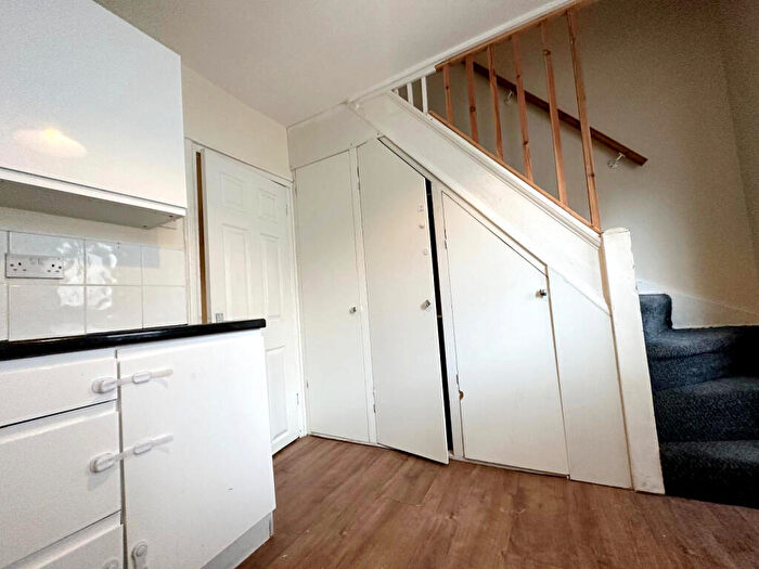 2 Bedroom House To Rent In Moorfield Road, Orpington, BR6