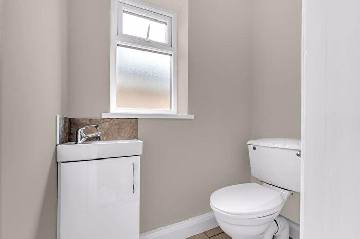 3 Bedroom Detached Bungalow For Sale In Seaford Road, Cleethorpes, DN35