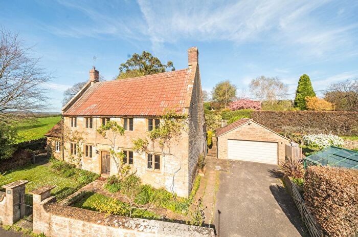 4 Bedroom Detached House For Sale In Higher Street, Norton Sub Hamdon, Stoke-Sub-Hamdon, Somerset, TA14