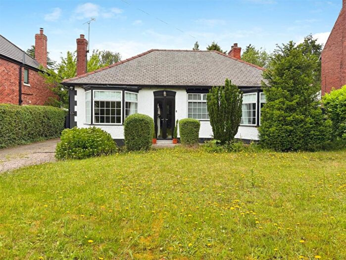 3 Bedroom Detached Bungalow For Sale In Ellers Road, Doncaster, DN4