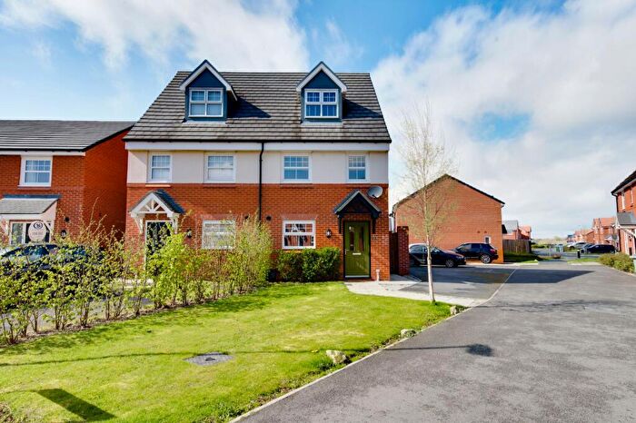 3 Bedroom Semi Detached House For Sale In Buckley Place, Moston, CW11