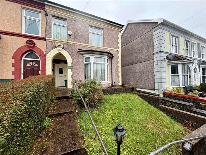 4 Bedroom Semi-Detached House For Sale In The Parade, Porth, CF39