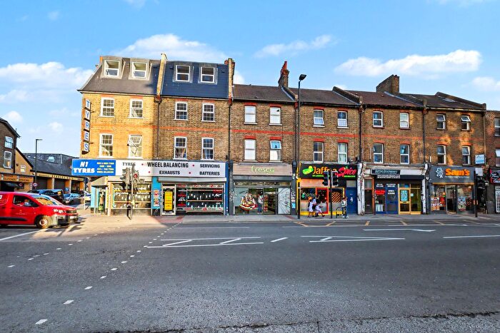 1 Bedroom Property For Sale In High Street, Sutton, Greater London, SM1