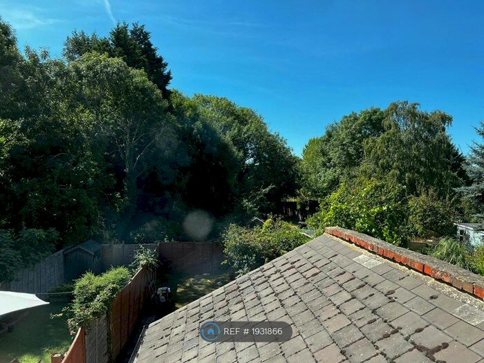 3 Bedroom Terraced House To Rent In Queens Road, Caversham, Reading, RG4