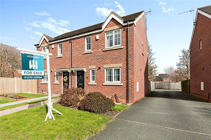 3 Bedroom Semi-Detached House For Sale In Pear Tree Field, Nantwich, Cheshire, CW5