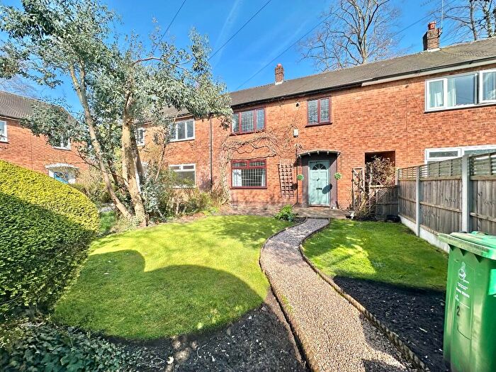 3 Bedroom Terraced House For Sale In Derwent Close, Manchester, Greater Manchester, M21