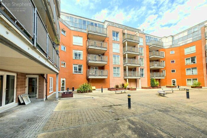 2 Bedroom Apartment To Rent In Heritage Court, Warstone Lane, Birmingham, West Midlands, B18