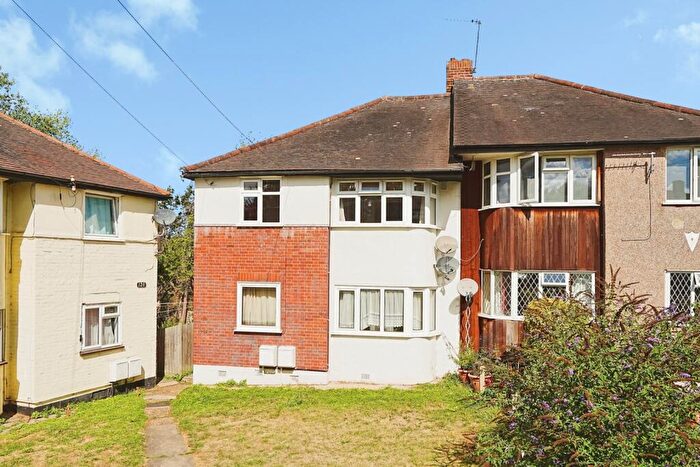 2 Bedroom Maisonette For Sale In Moremead Road, London, SE6