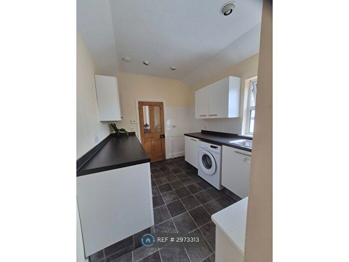 2 Bedroom Flat To Rent In Station Rd, Deal, CT14