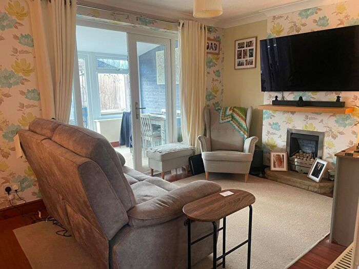 2 Bedroom Semi-Detached House For Sale In Cardinals Gate, Peterborough, PE4