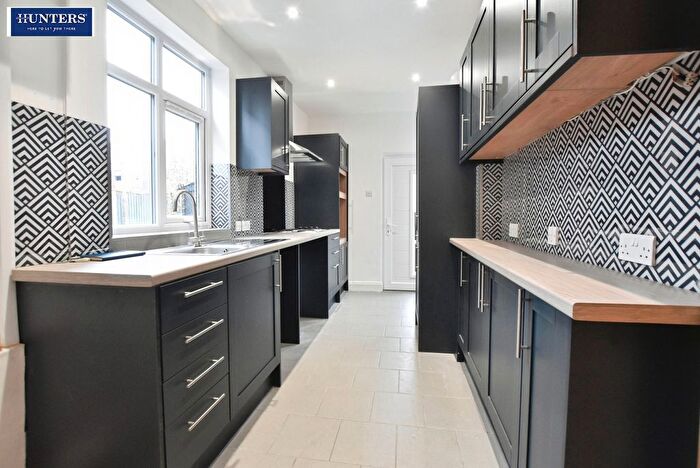 3 Bedroom Property For Sale In Newland Avenue, Scunthorpe, DN15