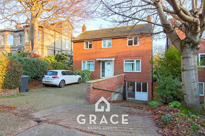 4 Bedroom Detached House For Sale In Tuddenham Road, Ipswich, IP4