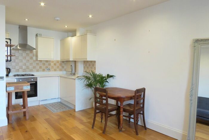 1 Bedroom Flat To Rent In Church Road, London SE19