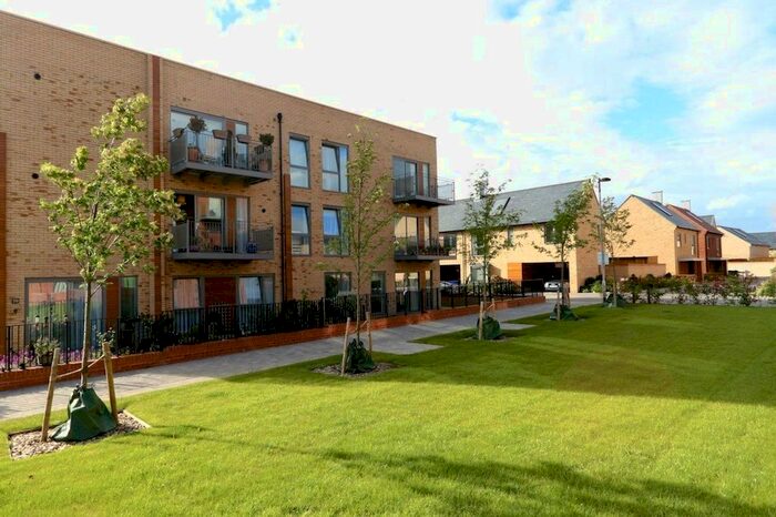 2 Bedroom Flat To Rent In Spring Drive, Trumpington, Cambridge, CB2