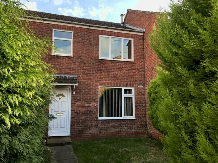 3 Bedroom Terraced House For Sale In Cheaton Close, Leominster, Herefordshire, HR6