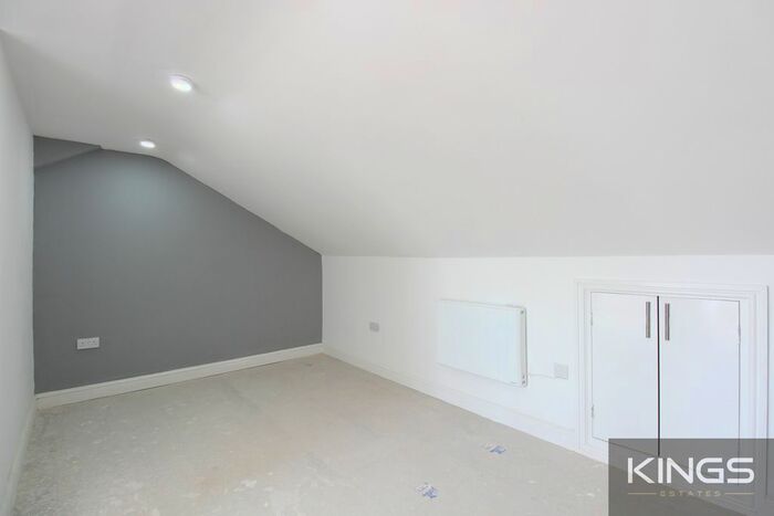 Studio To Rent In Shirley High Street, Southampton, SO15