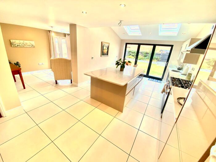 5 Bedroom Detached House To Rent In Whittington Road, Bradgate Heights, Leicester, LE3