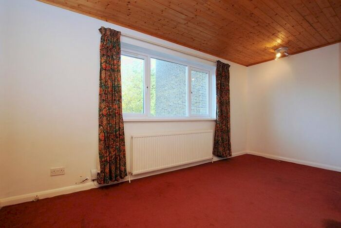 1 Bedroom Flat To Rent In Fladgate Road, London, E11