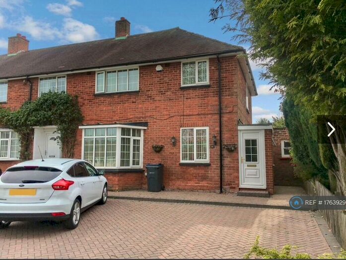 3 Bedroom End Of Terrace House To Rent In Clarence Road, Sutton Coldfield, B74