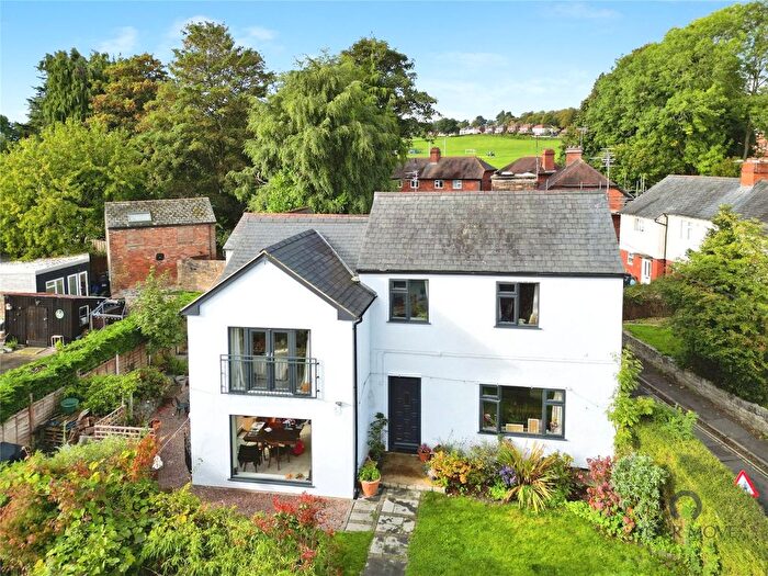 4 Bedroom Semi Detached House For Sale In Penylan Lane, Oswestry, Shropshire, SY11