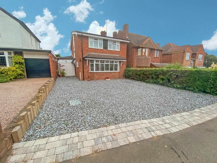 Houses for sale & to rent in DY6 8HD, The Portway, Kingswinford South