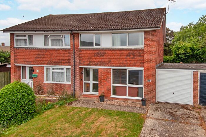 3 Bedroom Semi-Detached House For Sale In Streatfeild, Edenbridge, TN8
