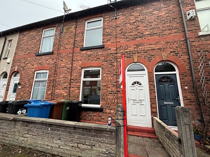2 Bedroom Property To Rent In Florist Street, Stockport, SK3