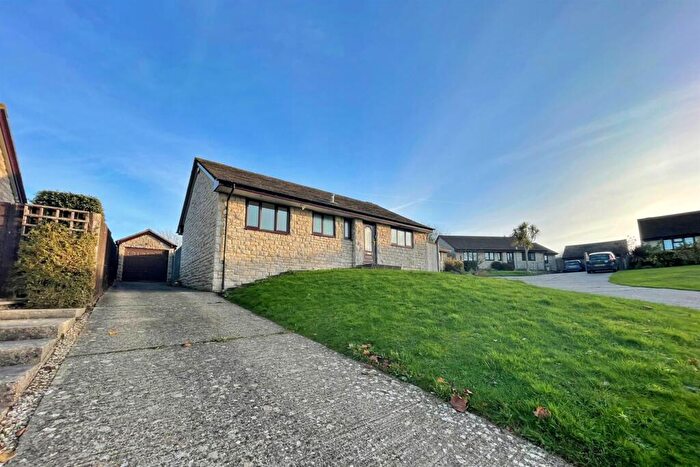 3 Bedroom Detached Bungalow To Rent In Swanage, BH19
