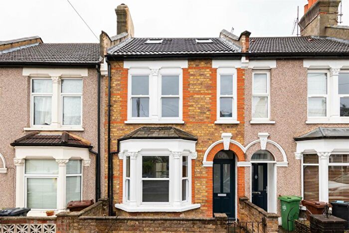 3 Bedroom Terraced House To Rent In Turner Road, Walthamstow, E17