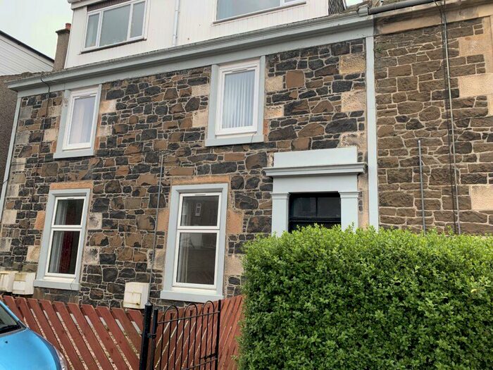 2 Bedroom Flat To Rent In Frazer Street, Largs, KA30