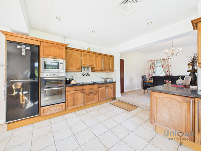 4 Bedroom Detached House For Sale In Garstang Road, Poulton-le-Fylde, FY6