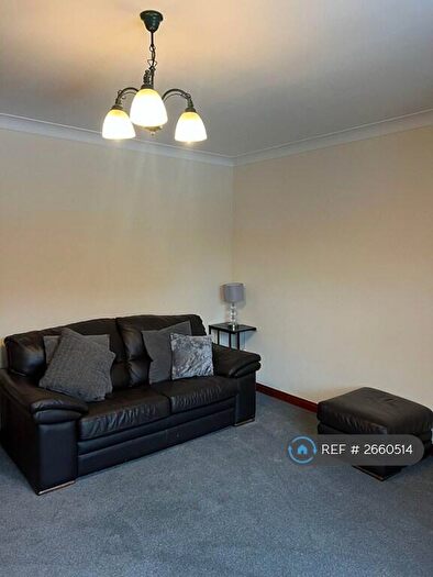 2 Bedroom Flat To Rent In Macaulay Drive, Craigiebuckler, Aberdeen, AB15