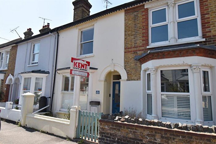 2 Bedroom Terraced House For Sale In Regent Street, Whitstable, CT5