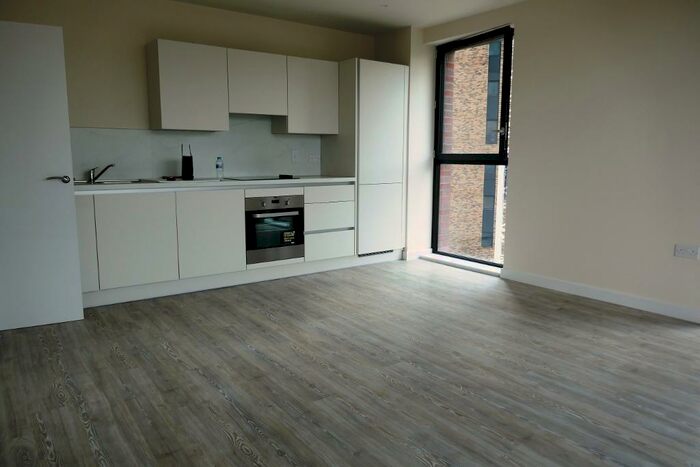 2 Bedroom Flat To Rent In Watkin Road, Wembley, London, HA9