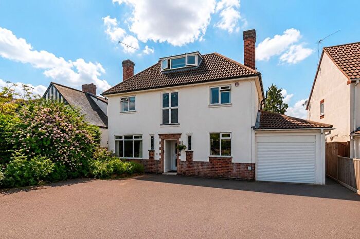 6 Bedroom Detached House For Sale In Braunstone Lane East, Leicester, LE3