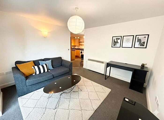 2 Bedroom Apartment To Rent In Weekday Cross Building, Pilcher Gate, Nottingham, Nottinghamshire, NG1