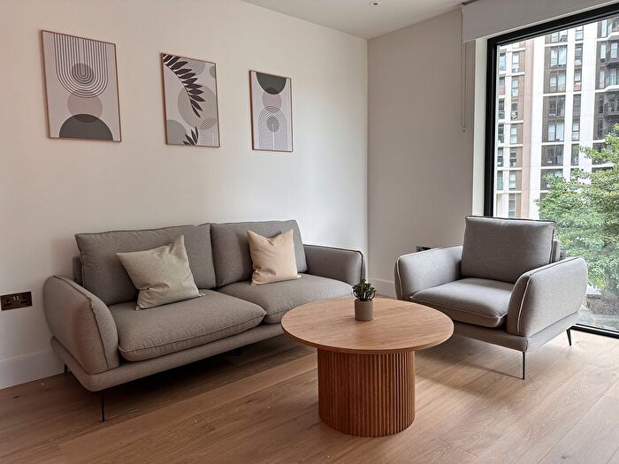 2 Bedroom Flat To Rent In Westmont Apartment, Fountain Park Way, London, W12
