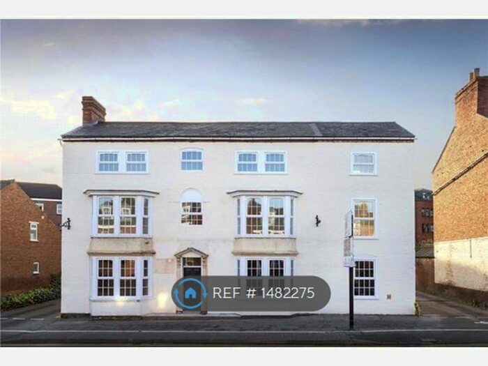 2 Bedroom Flat To Rent In Falstaff House, Stratford-Upon-Avon, CV37