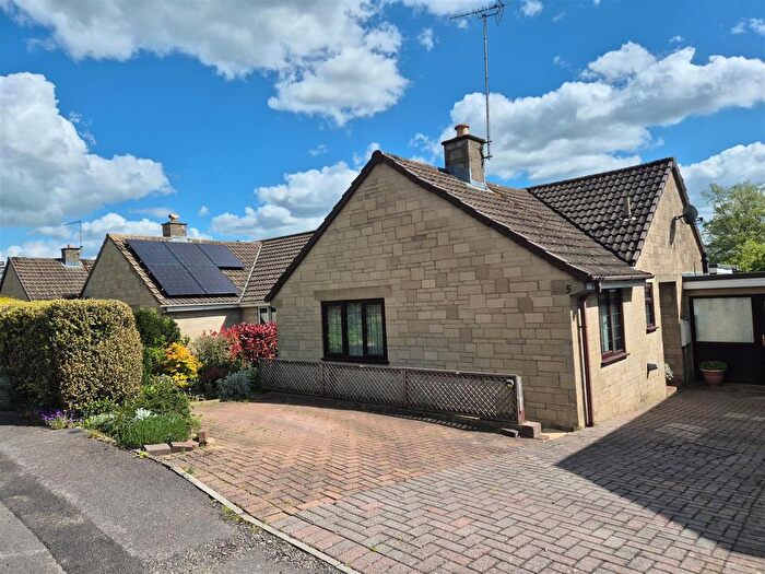 2 Bedroom Bungalow For Sale In Hermitage Drive, Woodmancote, Dursley, GL11