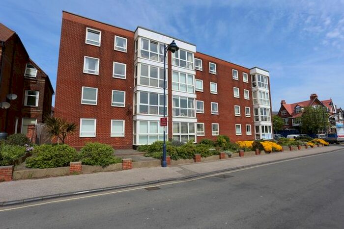 2 Bedroom Flat To Rent In Wolsey Court, Stanley Road, Felixstowe, IP11