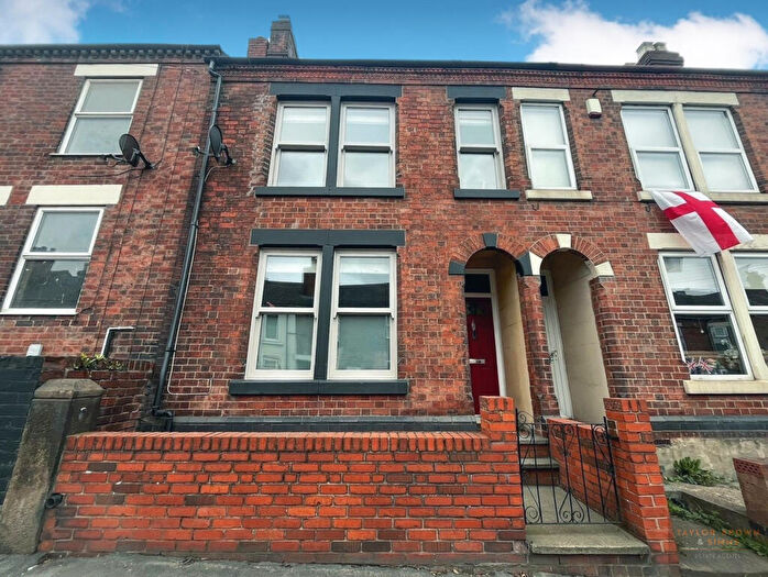 3 Bedroom Terraced House For Sale In Loscoe Road, Heanor, Derbyshire, DE75