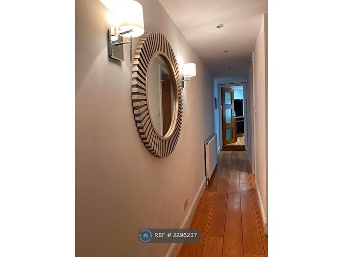 2 Bedroom Flat To Rent In Chesham Road, Brighton, BN2