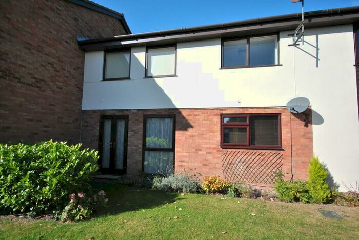 2 Bedroom Apartment To Rent In Hoghton Close, Lytham St Annes, FY8