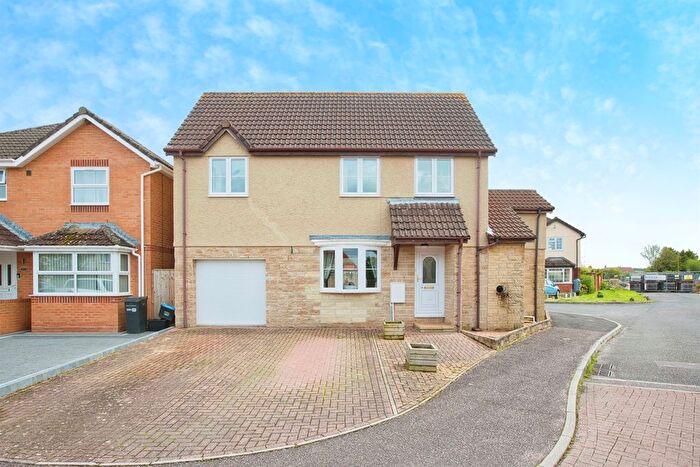 3 Bedroom Detached House For Sale In St. Peters Close, Ilton, Ilminster, TA19
