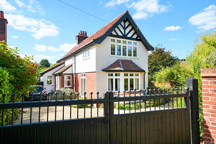 4 Bedroom Detached House For Sale In Northrepps Road, Cromer, NR27