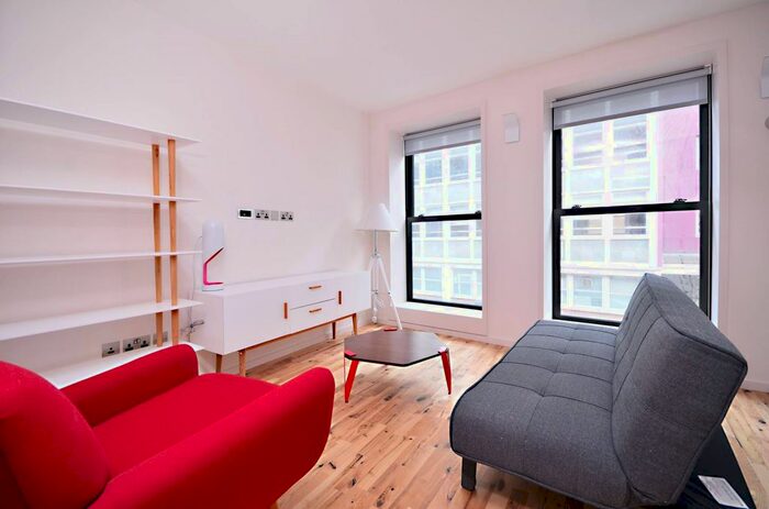 1 Bedroom Flat To Rent In Red Lion Street, Holborn, London, WC1R