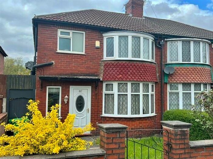 3 Bedroom Semi-Detached House To Rent In St Marys Road, Manchester, M40